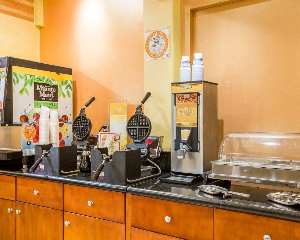 Quality Inn & Suites Westminster Seal Beach Kültér fotó