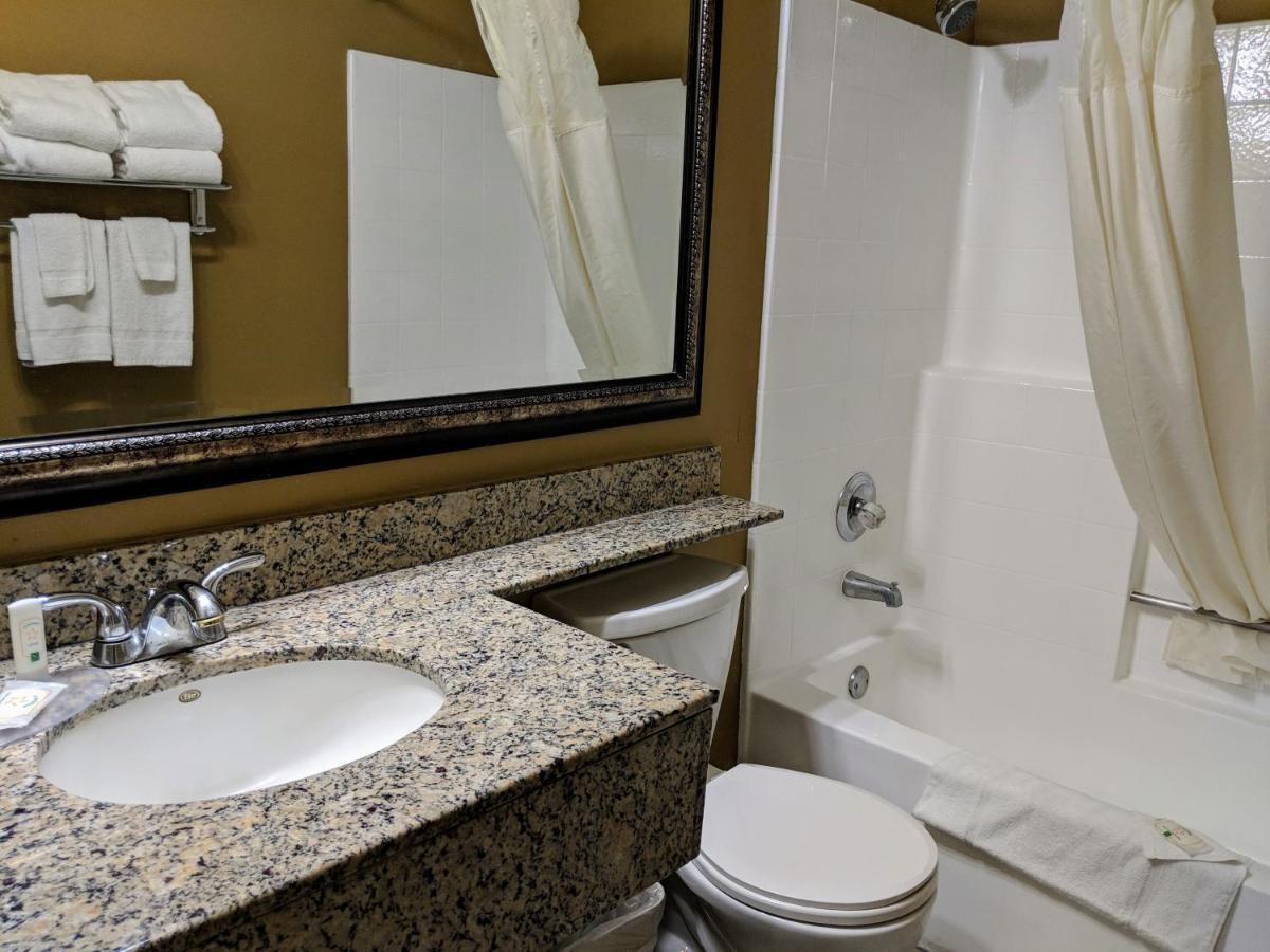 Quality Inn & Suites Westminster Seal Beach Kültér fotó