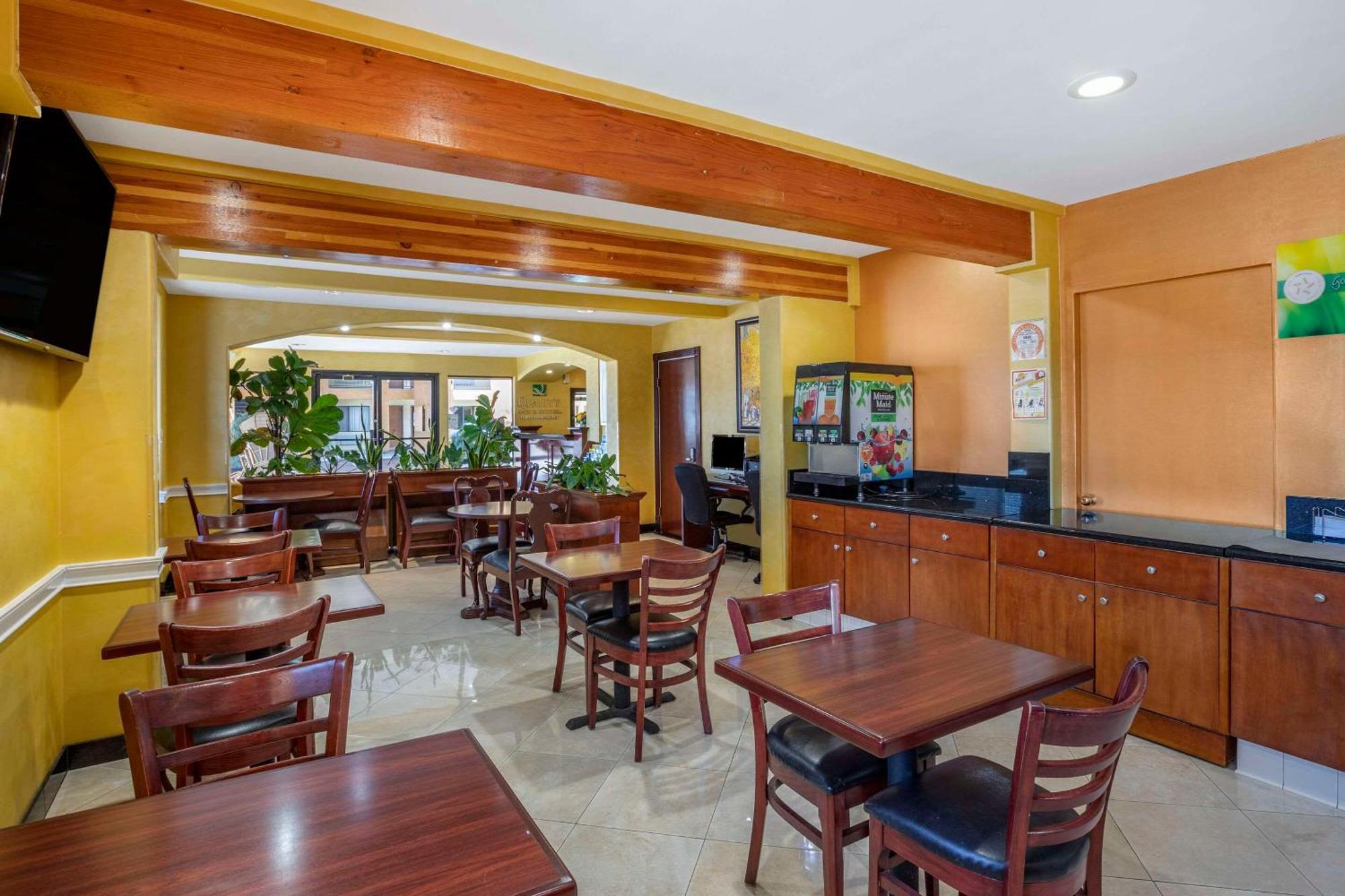 Quality Inn & Suites Westminster Seal Beach Kültér fotó