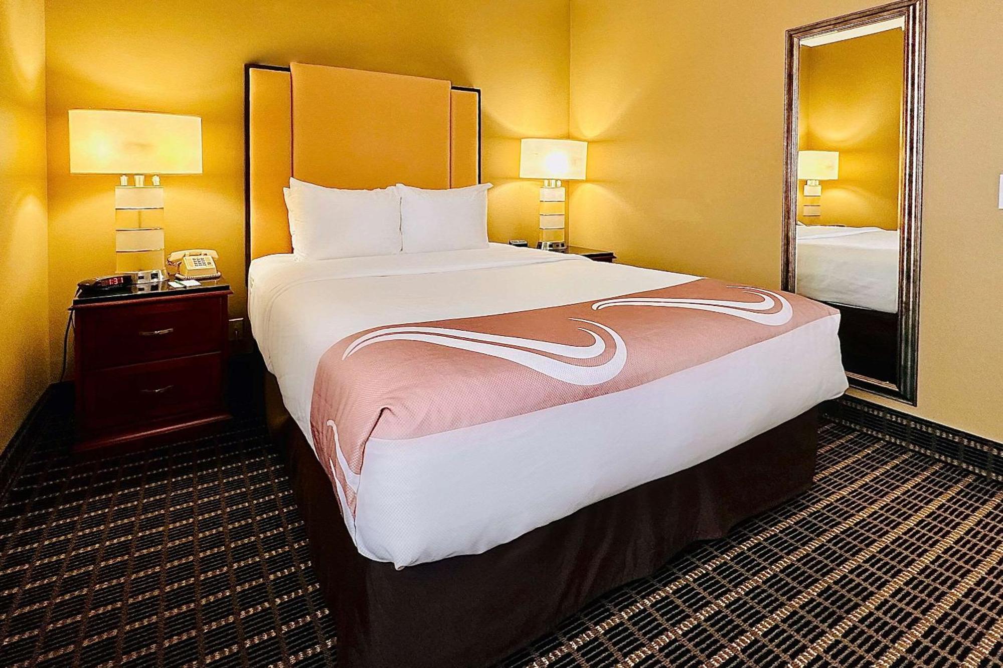 Quality Inn & Suites Westminster Seal Beach Kültér fotó