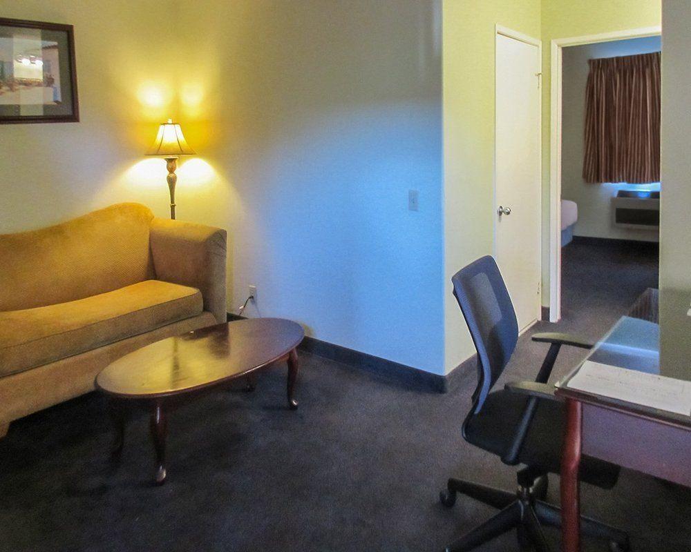 Quality Inn & Suites Westminster Seal Beach Kültér fotó